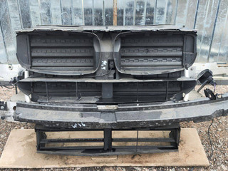 передняя панель крепления облицовки (телевизор) BMW X5 F15 (2013 - 2018), 4.0 л., гибрид, АКПП, a52, внедорожник 5 дв., полный привод, правый руль