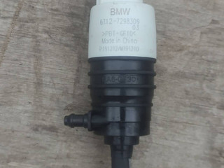 насос (моторчик) омывателя стекла BMW M5 F90 2020, 4.4 л., S63 B44 B, бензин, АКПП, седан, полный привод, правый руль, 7298309, 67127298309