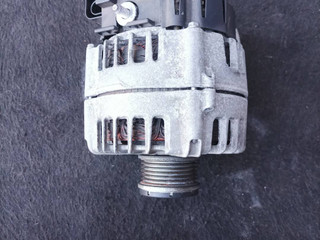 генератор BMW 3 серия F30/F31/F34 F30 2012, 2.0 л., D, N47 D20 C, дизель, МКПП, 300, седан, задний привод, правый руль, 7823343