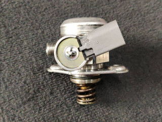 ТНВД BMW 5 серия F07/F10/F11 2011, 4.4 л., i, N63 B44 B, бензин, АКПП, 475, хетчбэк 5 дв., задний привод, 13517595339, 0261520068