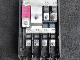 распределитель B+ BMW 2 серия F44 2020, 1.5 л., i, B38 A15 A, бензин, АКПП, седан, передний привод, 6822571