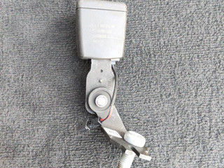 замок ремня безопасности BMW 2 серия F44 2020, 1.5 л., i, B38 A15 A, бензин, АКПП, седан, передний привод, 7456285, 72117456282