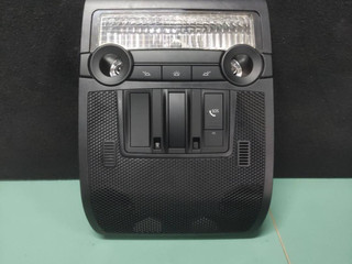 фонарь салона (плафон) BMW X6 E71/E72 E71 2011, 4.4 л., N63 B44 A, бензин, АКПП, внедорожник 5 дв., 9225937