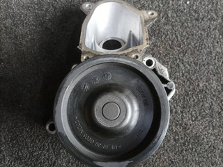 помпа BMW X3 E83 [рестайлинг] E83 2007, 3.5 л., M57D30 (306D5), дизель, АКПП, внедорожник 5 дв., полный привод, правый руль, 7790045