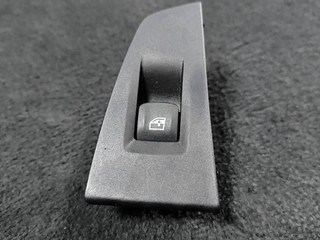 кнопка стеклоподъемника двери задней правой BMW 2 серия F44 2020, 1.5 л., i, B38 A15 A, бензин, АКПП, седан, передний привод, 7950756, 7480262