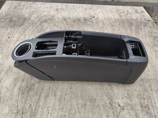 консоль салона BMW i3 L01 I01 2014, 0.6 л., бензин, электро, задний привод, правый руль, 51169311756