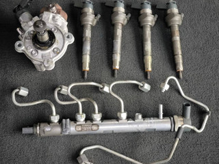 форсунка BMW 3 серия F30/F31/F34 F30 2012, 2.0 л., D, N47 D20 C, дизель, МКПП, 300, седан, задний привод, правый руль, 7823452, 7809127, 7795446