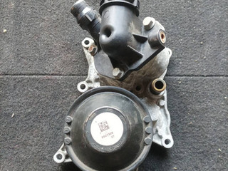 помпа BMW 3 серия F30/F31/F34 [рестайлинг] F30 2015, 3.0 л., N57 D30 A, дизель, АКПП, a300, седан, полный привод, правый руль, 8507326