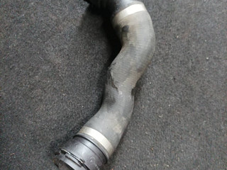патрубок радиатора BMW 5 серия F07/F10/F11 2012, 3.0 л., N57 D30 A, дизель, хетчбэк 5 дв., задний привод, правый руль, 8509274