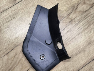 водосток крышки багажника BMW 1 серия F40 2020, 2.0 л., B48A20E, бензин, АКПП, белый, хетчбэк 5 дв., полный привод, 7450666