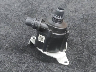насос антифриза дополнительный BMW X5 F15 2014, 4.0 л., дизель, АКПП, черный, внедорожник 5 дв., 11538511748, 8511748, 8512235