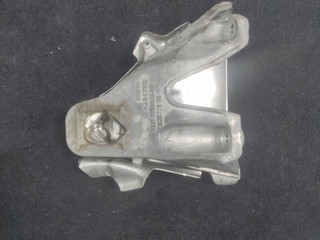кронштейн двигателя BMW X5 F15 2014, 4.0 л., дизель, АКПП, черный, внедорожник 5 дв., 6853208