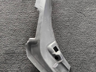 водосток крышки багажника BMW 1 серия F40 2020, 2.0 л., B48A20E, бензин, АКПП, белый, хетчбэк 5 дв., полный привод, 51137466499, 7466499