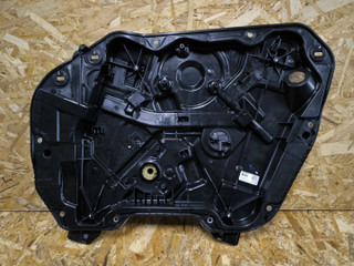 стеклоподъемник передний правый BMW 1 серия F40 2020, 2.0 л., B48A20E, бензин, АКПП, белый, хетчбэк 5 дв., полный привод, 5A02FB2