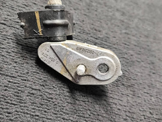 кронштейн глушителя BMW 2 серия G42 2022, 3.0 л., B58B30, бензин, АКПП, купе, полный привод, 9894274