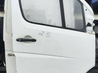 дверь передняя правая Mercedes-Benz Sprinter 2 поколение [рестайлинг] (W906) W906 2014, 2.2 л., дизель, 6МКПП, микроавтобус