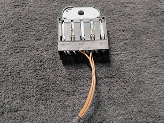 клеммник BMW 2 серия G42 2022, 3.0 л., B58B30, бензин, АКПП, купе, полный привод, 9287615