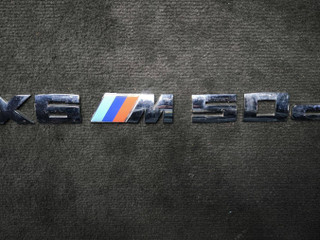 эмблема BMW X6 E71 [рестайлинг] E71 2013, 5.0 л., дизель, АКПП, внедорожник 5 дв.