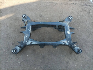балка подвески задняя BMW X4 M F98 2021, 3.0 л., S58B30A, бензин, АКПП, donington grau (c28), внедорожник 5 дв., полный привод, 8067482, 33308067482