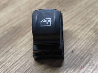 кнопка стеклоподъемника двери задней левой BMW X4 M F98 2021, 3.0 л., S58B30A, бензин, АКПП, donington grau (c28), внедорожник 5 дв., полный привод, 9327031