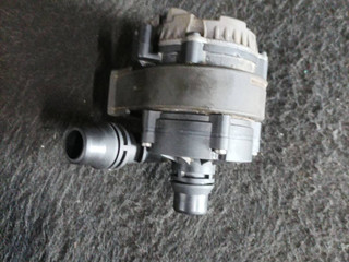 насос антифриза дополнительный BMW X3 G01 2019, 2.0 л., B46 B20 B, бензин, АКПП, 668, внедорожник 5 дв., задний привод, 8663248, 11518663248
