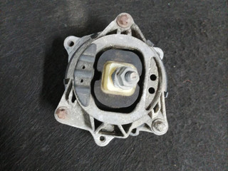 подушка крепления двигателя BMW 2 серия F22/F23 F22 2015, 1.5 л., B38 B15 A, бензин, МКПП, купе, 6873704, 22116873704