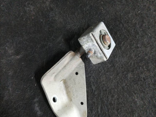 кронштейн глушителя BMW 2 серия F22/F23 F22 2015, 1.5 л., B38 B15 A, бензин, МКПП, купе, 8632096, 8618298