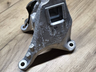 кронштейн двигателя BMW Z4 G29 2020, 2.0 л., B48 B20 B, бензин, АКПП, san francisco rot metallic (c34), родстер, задний привод, 6876206, 22116876206