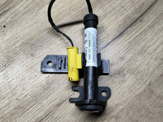 пиропатрон петли капота BMW 4 серия G22/G23 G22 2021, 2.0 л., B48 B20 A, бензин, задний привод, 7449430