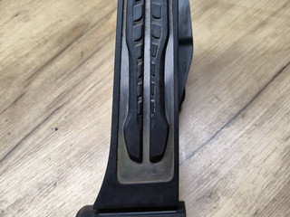 педаль BMW 4 серия G22/G23 G22 2021, 2.0 л., B48 B20 A, бензин, задний привод, 6871053, 6889824