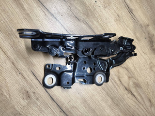 петля капота правая BMW 4 серия G22/G23 G22 2021, 2.0 л., B48 B20 A, бензин, задний привод, 7450590