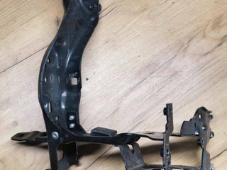 крепление фары правой BMW 8 серия G14/G15 G16 2021, 4.0 л., бензин, АКПП, с36, седан, задний привод, 7383858