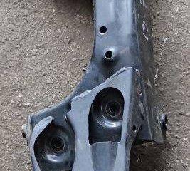 балка подвески задняя Mini Countryman 2 поколение [рестайлинг] F60 2021, 1.5 л., B38 A15 A, бензин, МКПП, b71, передний привод, 6851560