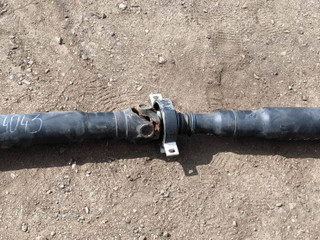 карданный вал BMW 7 серия F01/F02 2012, 4.4 л., i, N63 B44 A, бензин, АКПП, седан, полный привод, 7631364
