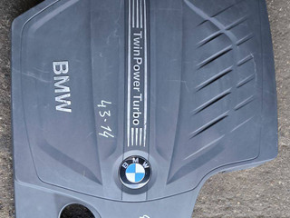 декоративная крышка двигателя BMW 3 серия F30/F31/F34 F30 2012, 3.5 л., i, бензин, АКПП, седан, задний привод, 7614291