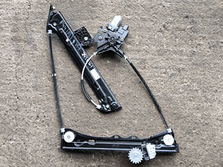 стеклоподъемник передний левый BMW 2 серия F44 2022, 1.5 л., i, B38 A15 A, бензин, АКПП, белый(300), седан, передний привод, правый руль, 9854229, 5A01D23