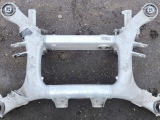 балка подвески задняя BMW M8 F91/92 F93 2020, 4.4 л., S63 B44 B, бензин, АКПП, седан, полный привод, 7857057, 33317857057