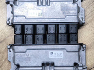 блок управления двигателем BMW M8 F91/92 F93 2020, 4.4 л., S63 B44 B, бензин, АКПП, седан, полный привод, 9847295, 0261S101B5