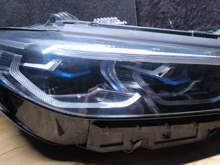 фара правая BMW M8 F91/92 F93 2020, 4.4 л., S63 B44 B, бензин, АКПП, седан, полный привод, 8739592