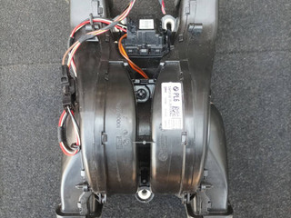 моторчик печки BMW 7 серия F01/F02 F01 2009, 3.0 л., N57 D30 A, дизель, АКПП, задний привод, 9138176