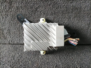 усилитель музыкальный BMW 6 серия F06/F12/F13 F13 2012, 4.0 л., дизель, a82, купе, задний привод, 9287265