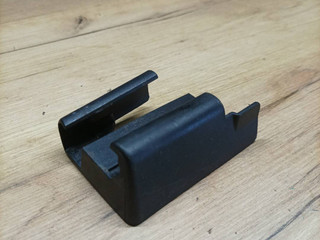 Пластик салазок сидений BMW 6 серия F06/F12/F13 F13 2012, 4.0 л., дизель, a82, купе, задний привод, 7228291