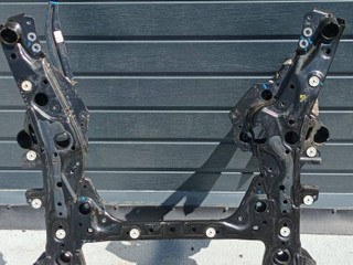 балка подвески передняя (подрамник) BMW XM G09 G09 2023, 4.4 л., S68B44, бензин, электро, АКПП, 475, внедорожник 5 дв., полный привод