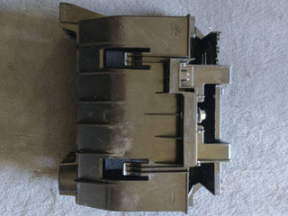 кожух аккумулятора BMW XM G09 G09 2023, 4.4 л., S68B44, бензин, электро, АКПП, 475, внедорожник 5 дв., полный привод, 61219433960, 9433960
