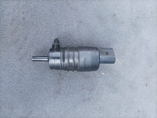 насос (моторчик) омывателя стекла BMW XM G09 G09 2023, 4.4 л., S68B44, бензин, электро, АКПП, 475, внедорожник 5 дв., полный привод, 7310147