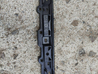 Кронштейн крепления порога BMW M8 F91/92 F93 2020, 4.4 л., S63 B44 B, бензин, АКПП, седан, полный привод, 51777497692, 7497692
