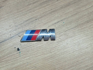 эмблема BMW X5 F15 2015, 3.0 л., N57 D30 A, дизель, a96, внедорожник 5 дв., полный привод