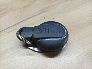 ключ Mini Countryman 2 поколение [рестайлинг] F60 2021, 1.5 л., B38 A15 A, бензин, МКПП, b71, передний привод
