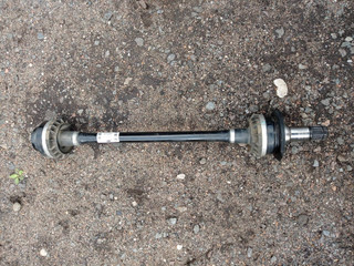 полуось (приводной вал, ШРУС) BMW 4 серия G22/G23 G23 2022, 3.0 л., B57 D30 B, дизель, АКПП, a300, кабриолет, задний привод, 8681973