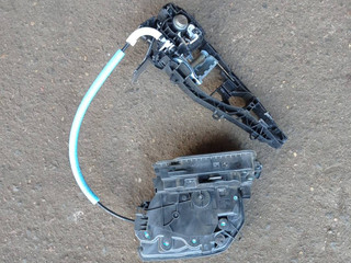 замок двери передней правой BMW X5 F15 2015, 3.0 л., N57 D30 A, дизель, a96, внедорожник 5 дв., полный привод, 51217362790, 7362790